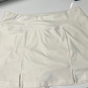 WOMEN'S TENNIS/GOLF SKORT SIZE SMALL